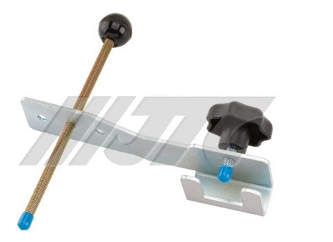 ACCELERATOR PEDAL HOLDER