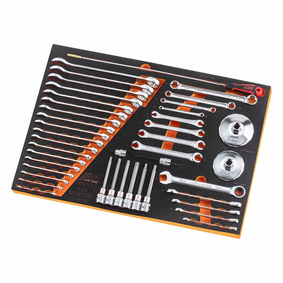 BENZ TOOL SET 2ND DRAWER